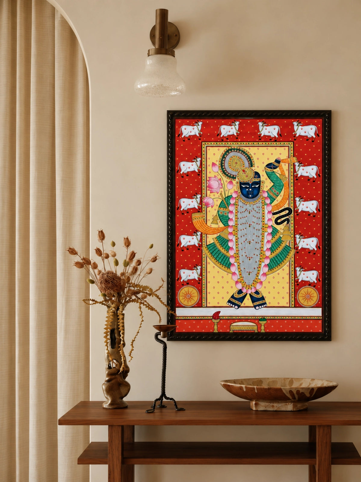 Handpainted – Pichwai – Shrinathji in Cream and Vermilion