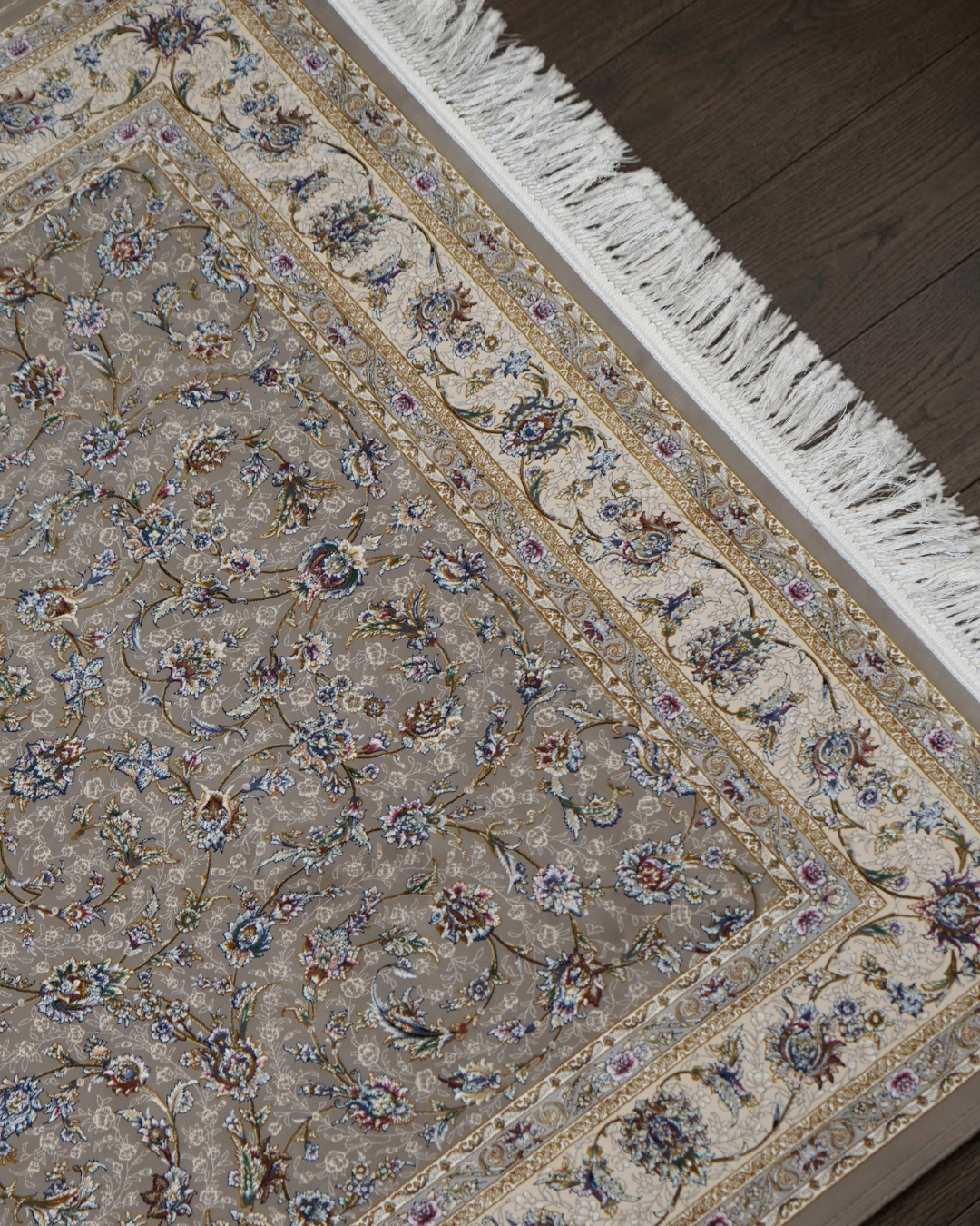 Nasim Silk & Wool Blend Carpet – Silver Arabesque Scrollwork