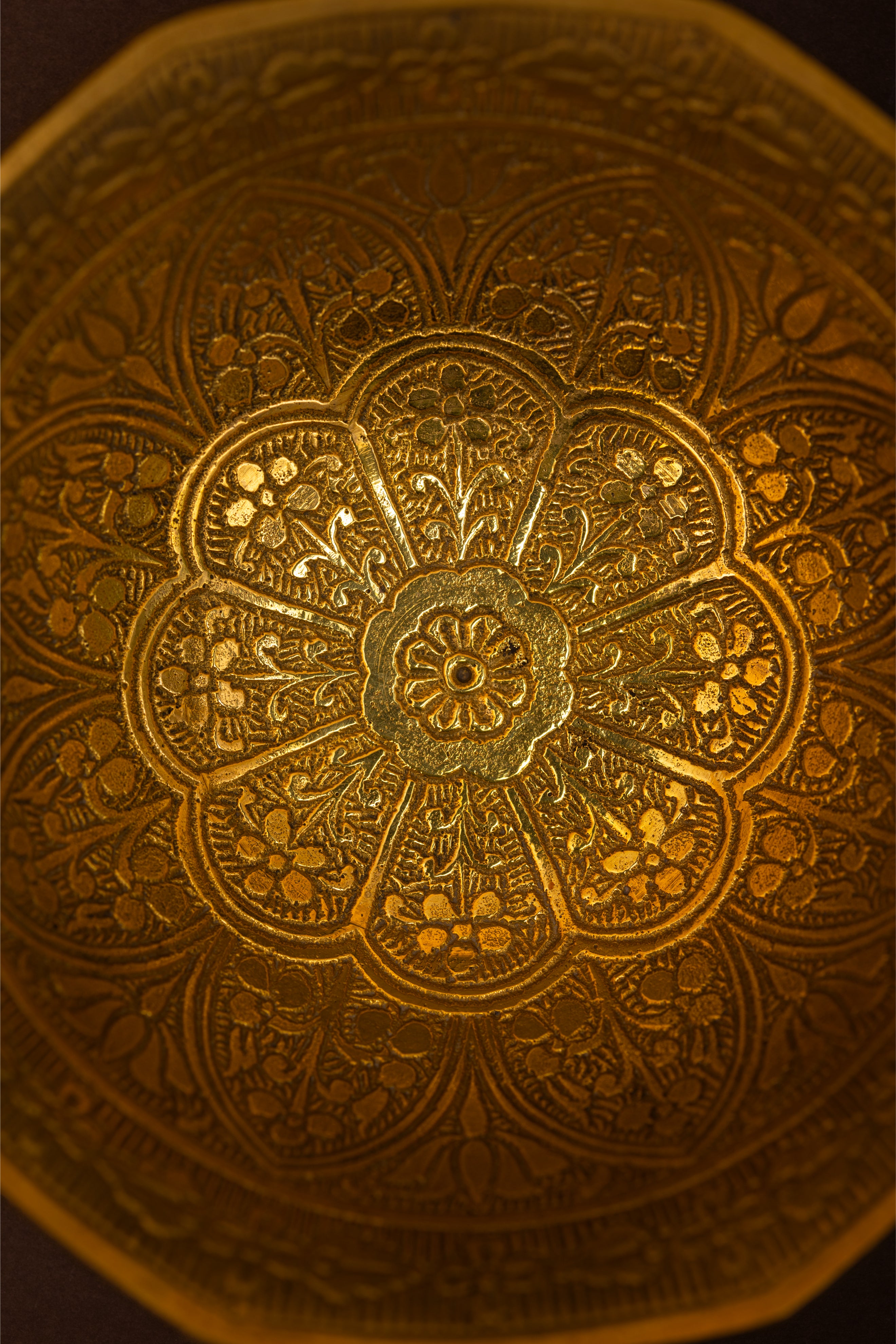 Rosette of Eight – Brass Bowls in Harmonious Form (Set of 2)