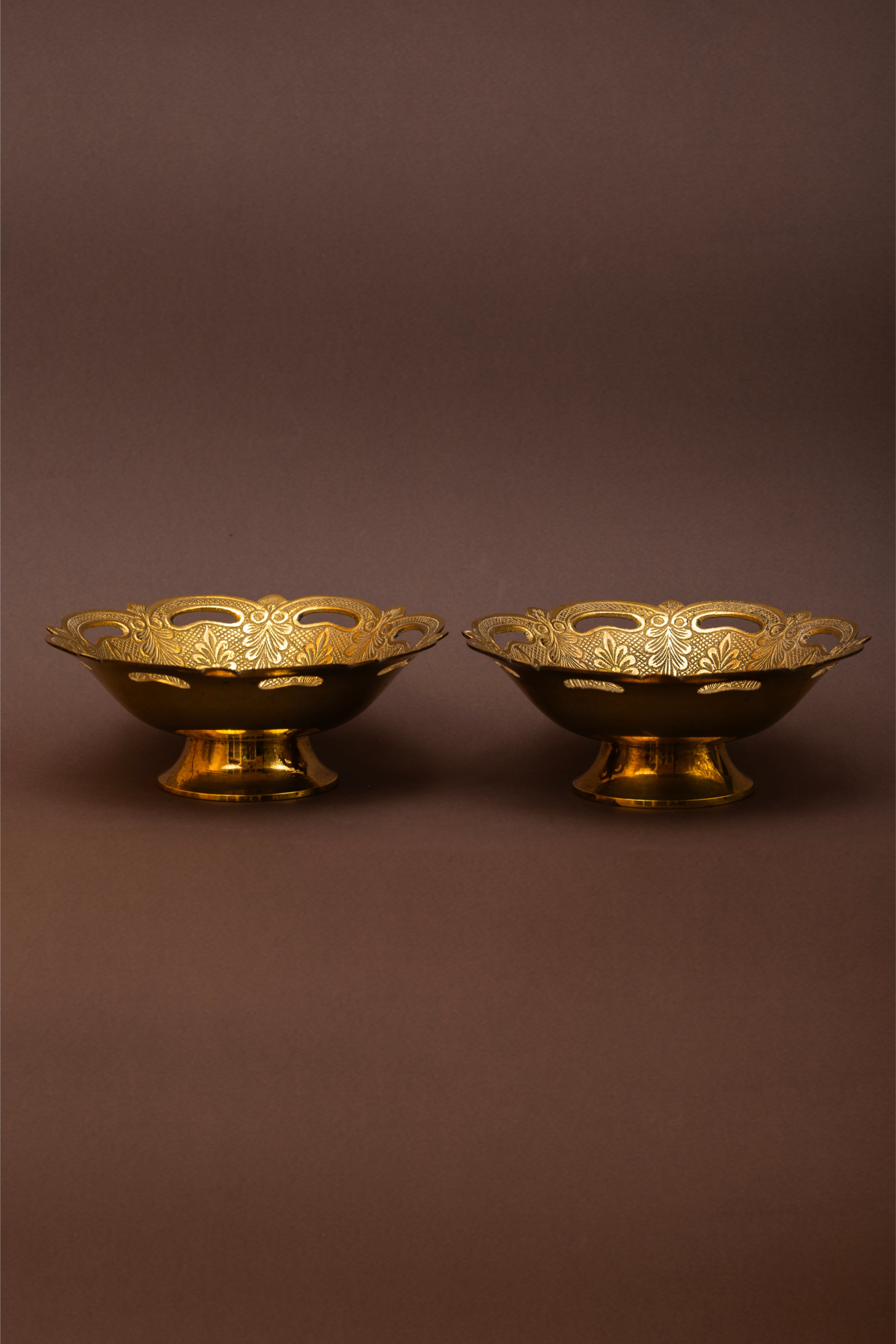 Sunehri Phool – Golden Bloom Brass Bowls (Set of 2)