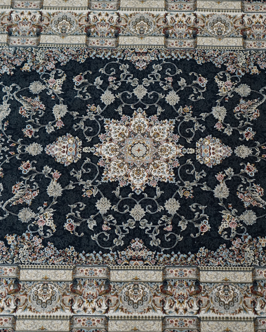 Mehr Silk & Wool Blend Carpet – Coral Floral Garden Panels