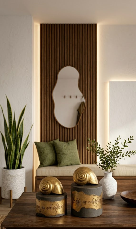 Mantra Shell Accent (Set of 2)