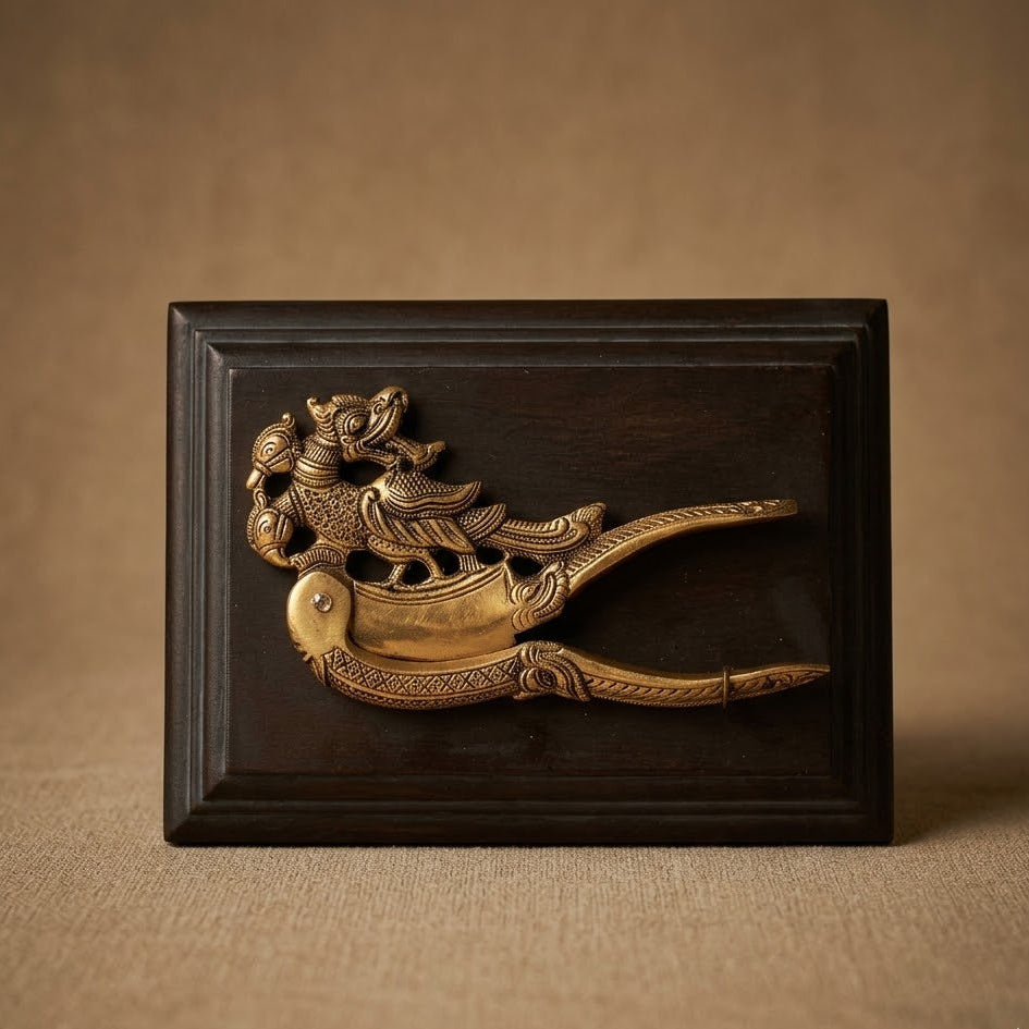Parrot Nut Cutter – Ritual Object