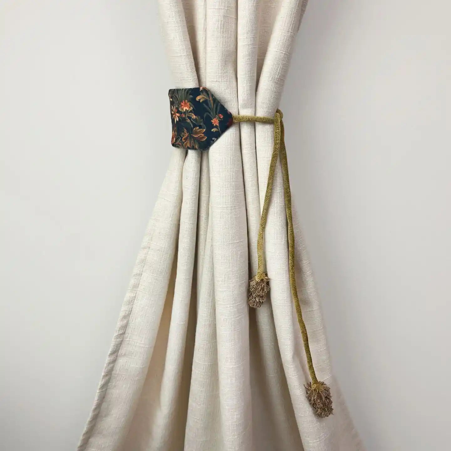 Rustic Flora Handcrafted Tapestry Curtain Tieback