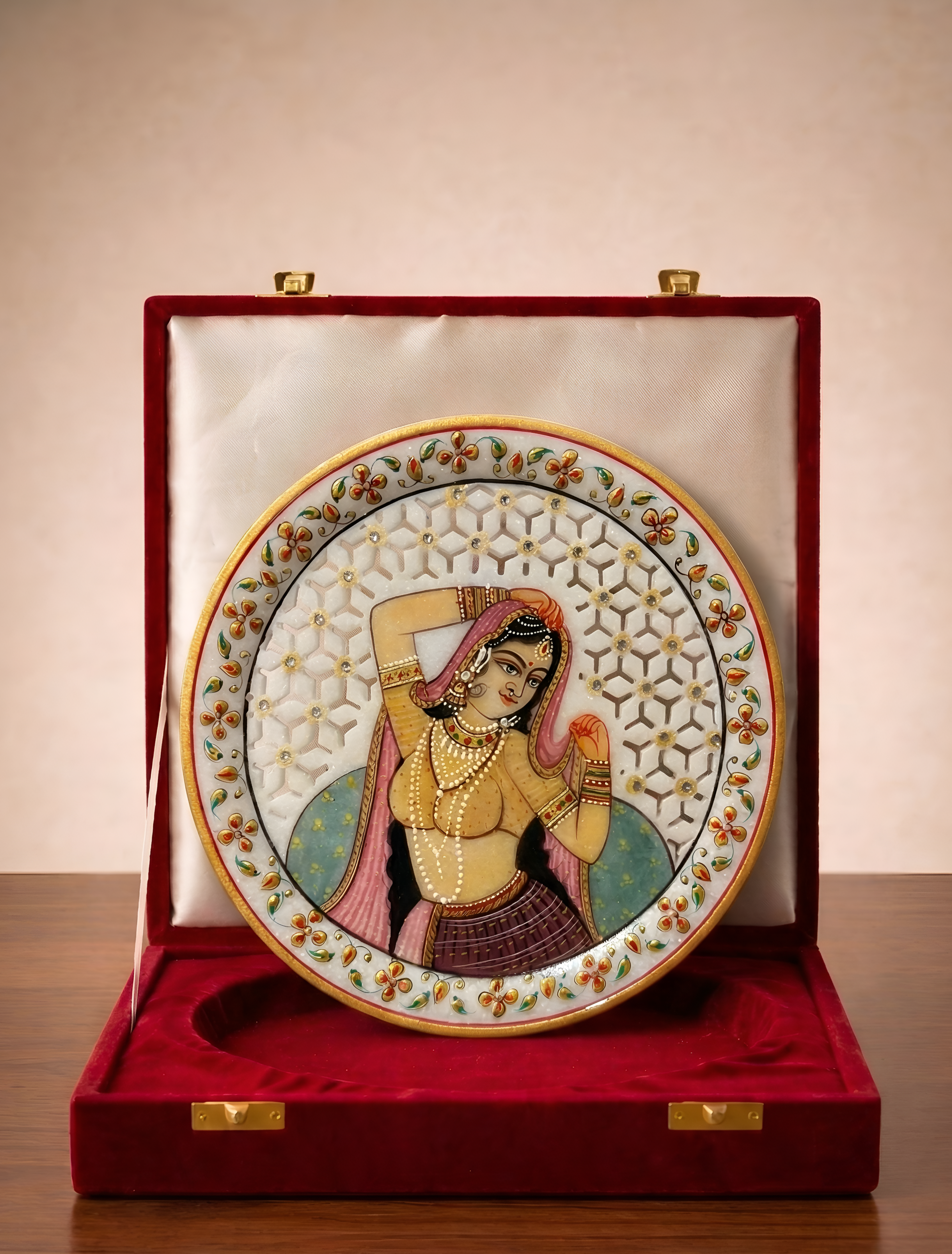 Blush Grace of the Rajput Court – Rajasthani Miniature Marble Plate