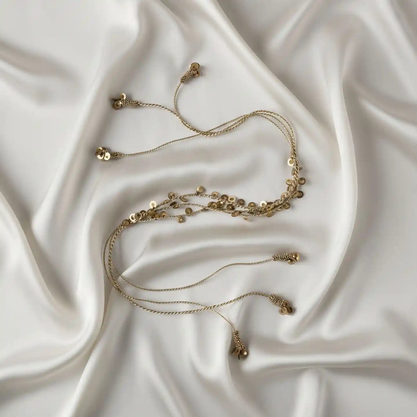 Regal Gilt Handcrafted Sequin Chain Curtain Tieback