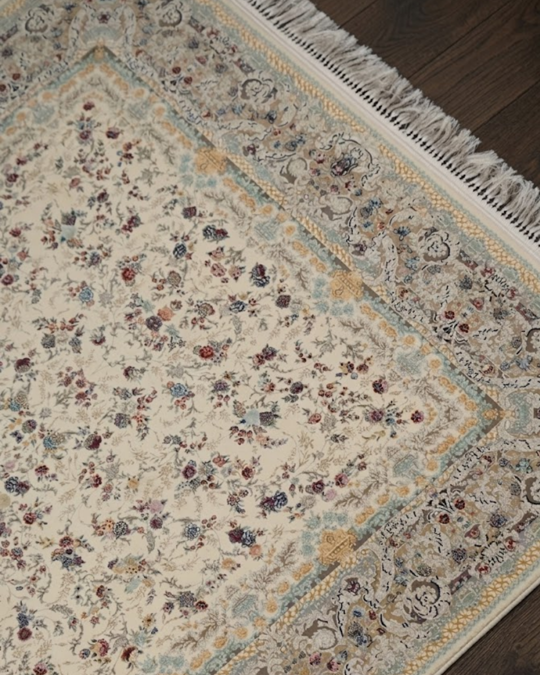 Parwaz Silk & Wool Blend Carpet – Open Field Silver Floral