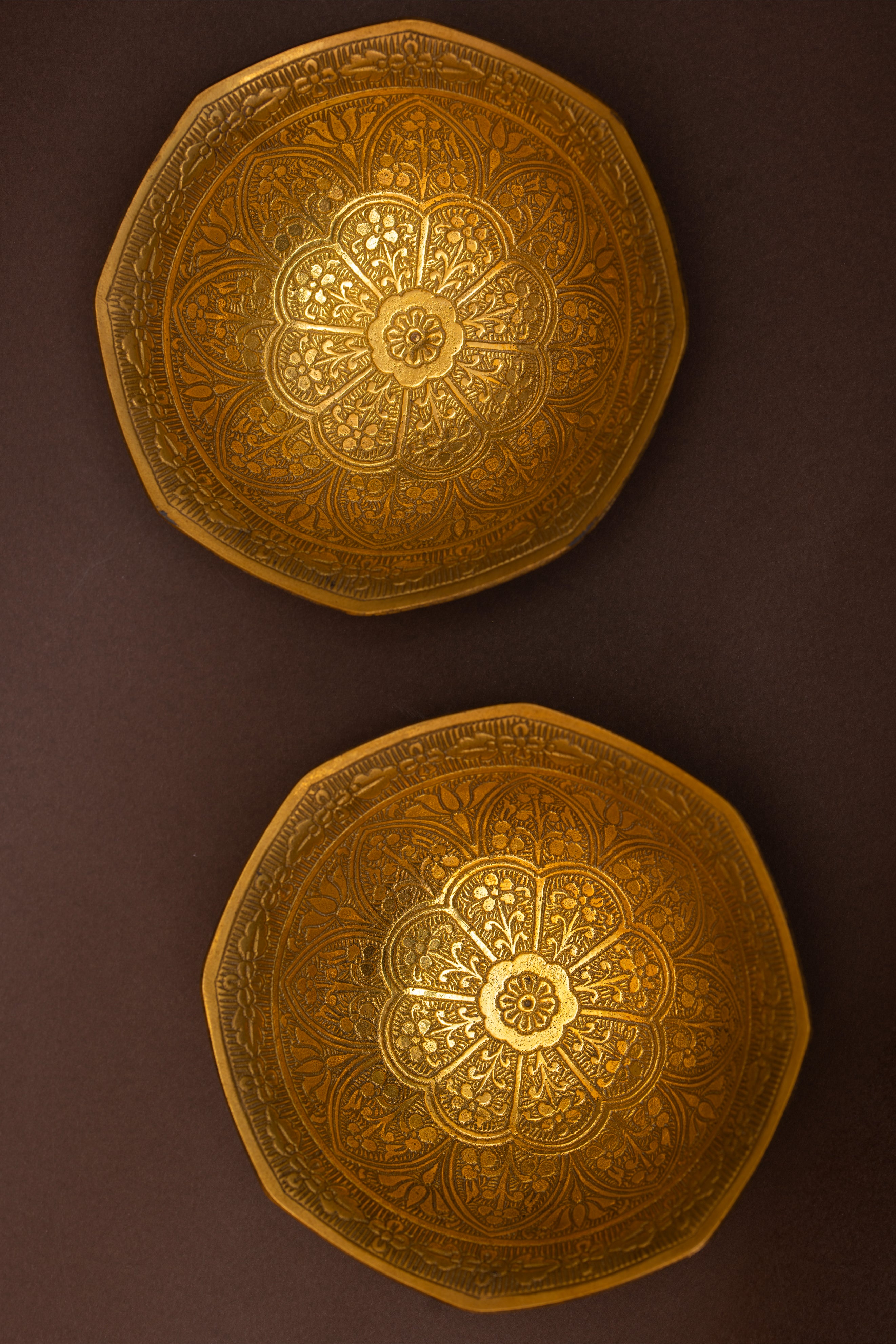 Rosette of Eight – Brass Bowls in Harmonious Form (Set of 2)