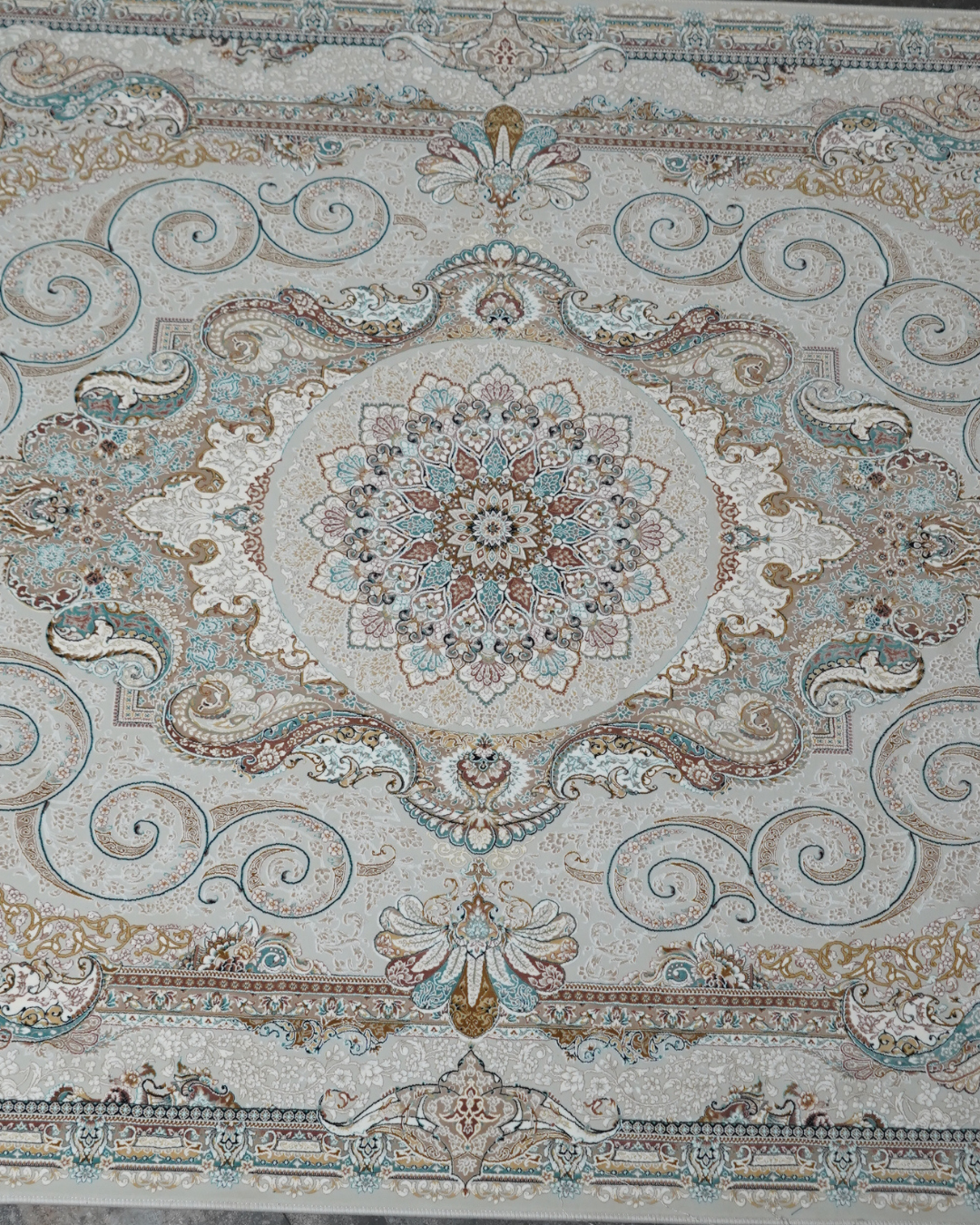 Bahar Silk & Wool Blend Carpet – Dusty Rose Botanical Allover
