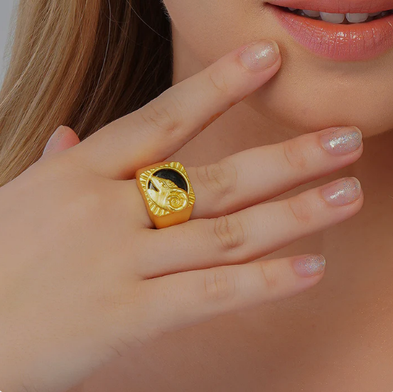 Linked zodiac rings for men and women