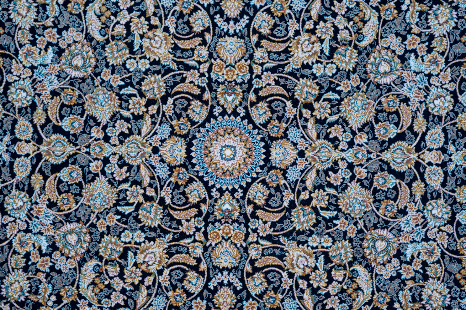 Mehrnaz Silk Medallion Rug – Kashmiri Inspired Floral Weave