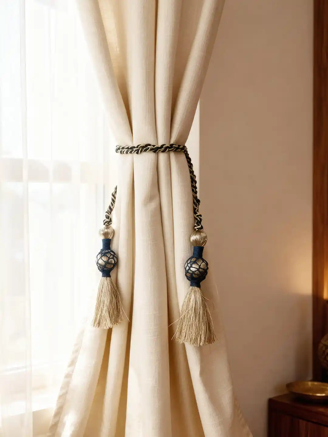 Regal Twist Handcrafted Caged Curtain Tieback